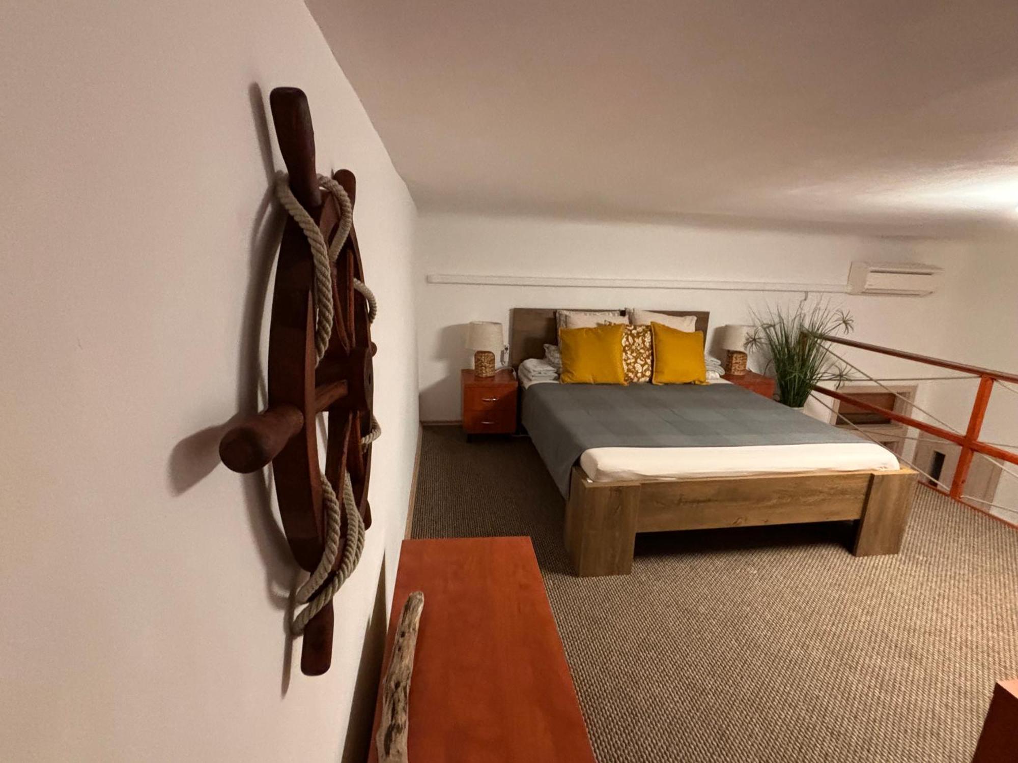 Goldcentral Apartment Danube Budapest Exterior photo